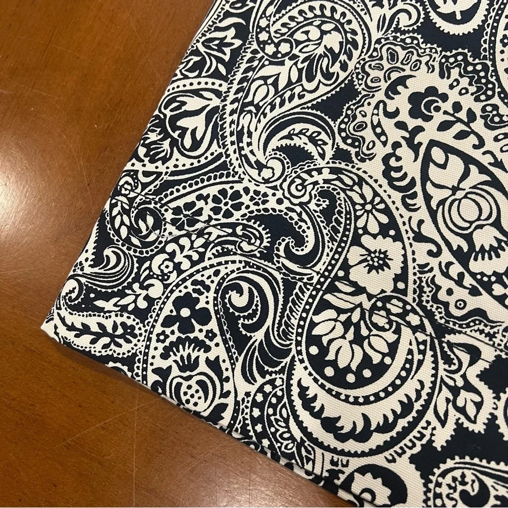 NEW $70 Talbots Women’s Navy/White Paisley Print Mini Skirt Size 8 Stretch - Picture 5 of 14